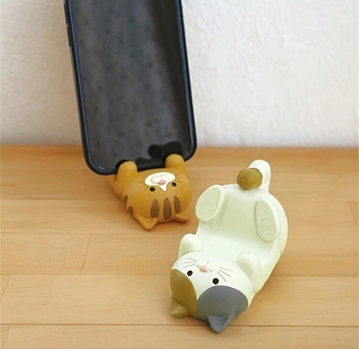 Porta celular gatito