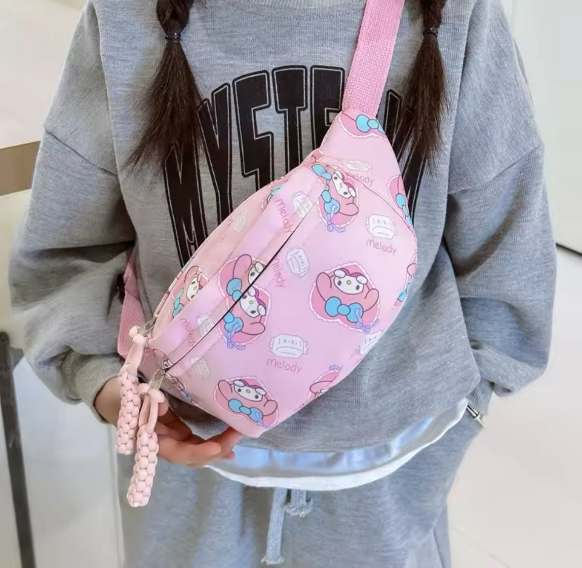 Riñonera sanrio