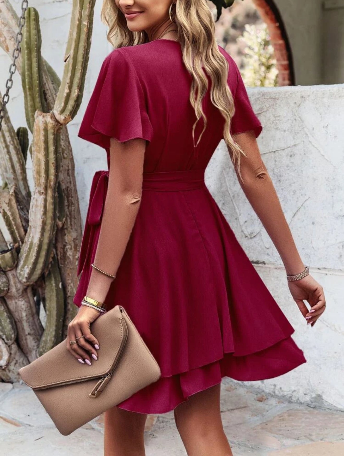 Vestido con mangas mariposa