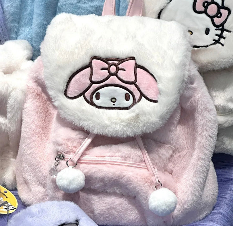 Mochila sanrio peludita