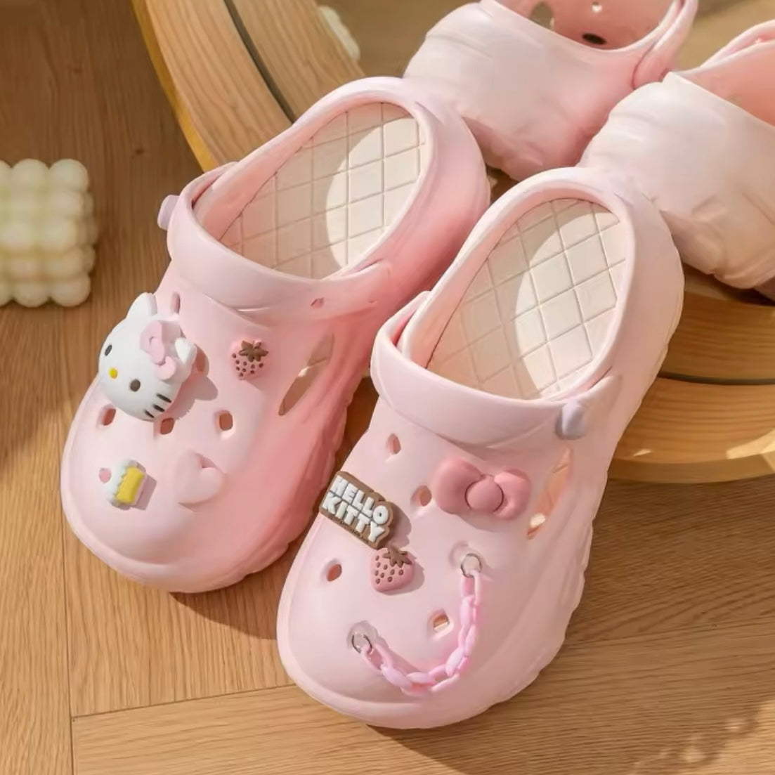 Crocs Sanrio