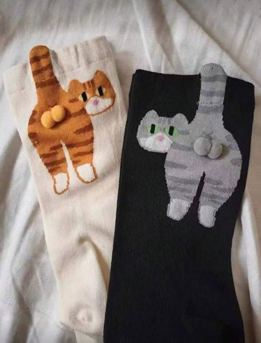 Medias de gatitos con bolitas