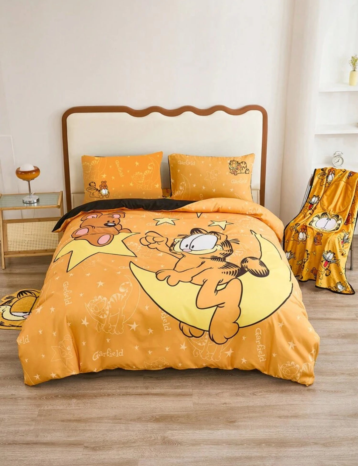 Ropa de cama ( funda de acolchado con almohadas)