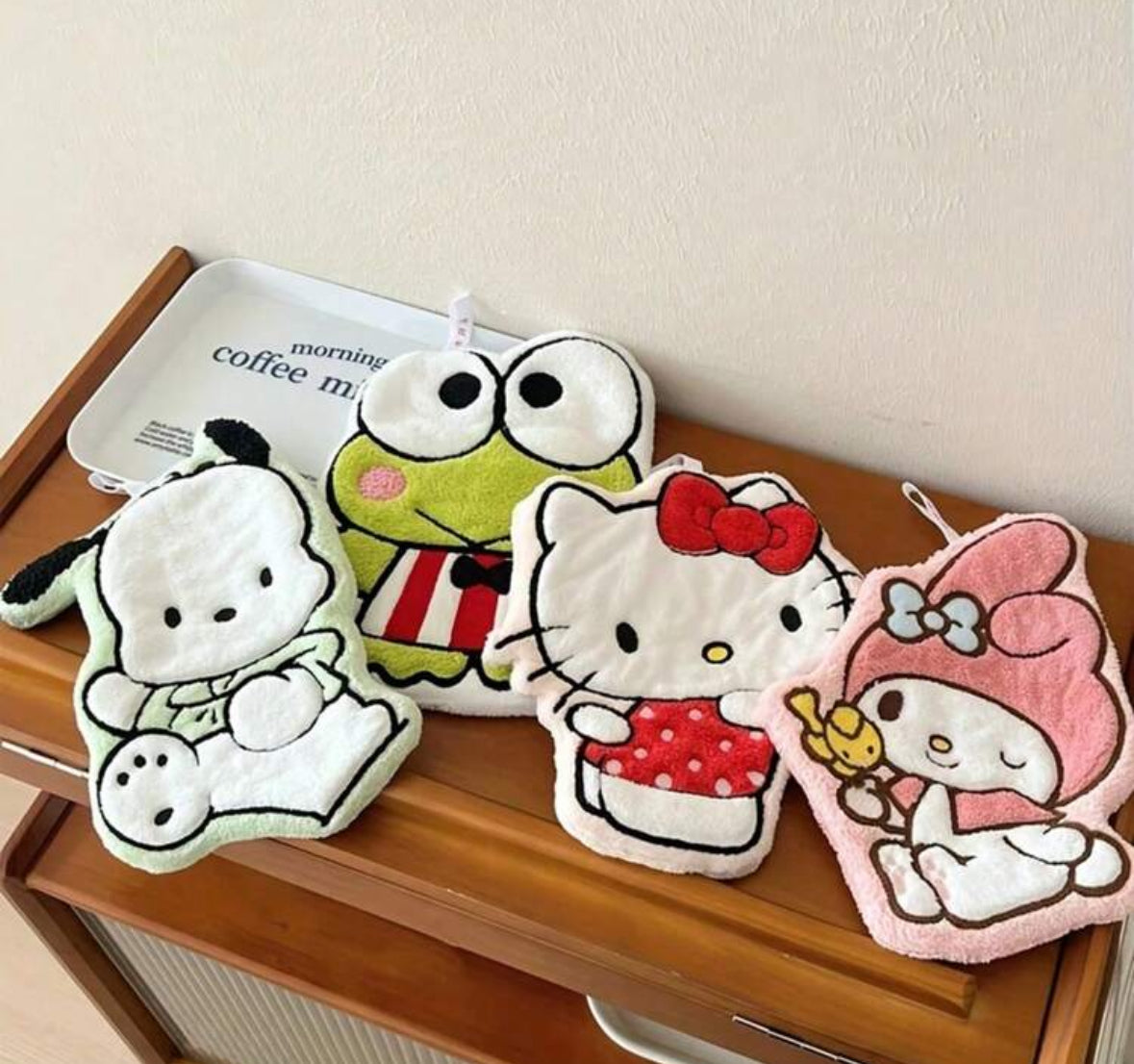 Toalla de manos varios personajes