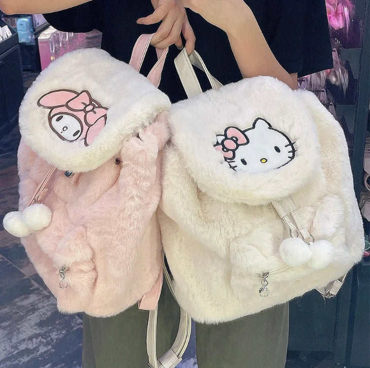 Mochila sanrio peludita