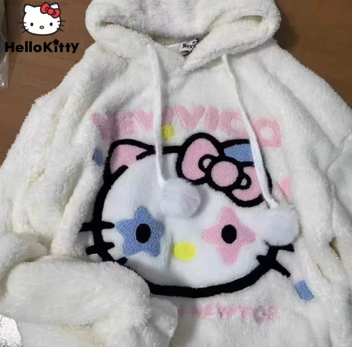 Buzo hello kitty