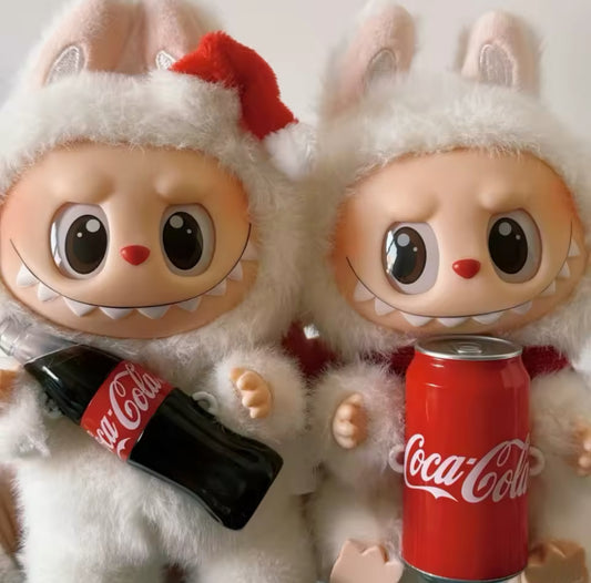 Labubu edición coca cola mystery boxes